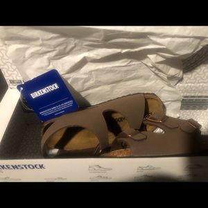 NWT KIDS BIRKENSTOCK size. 26 US 8
